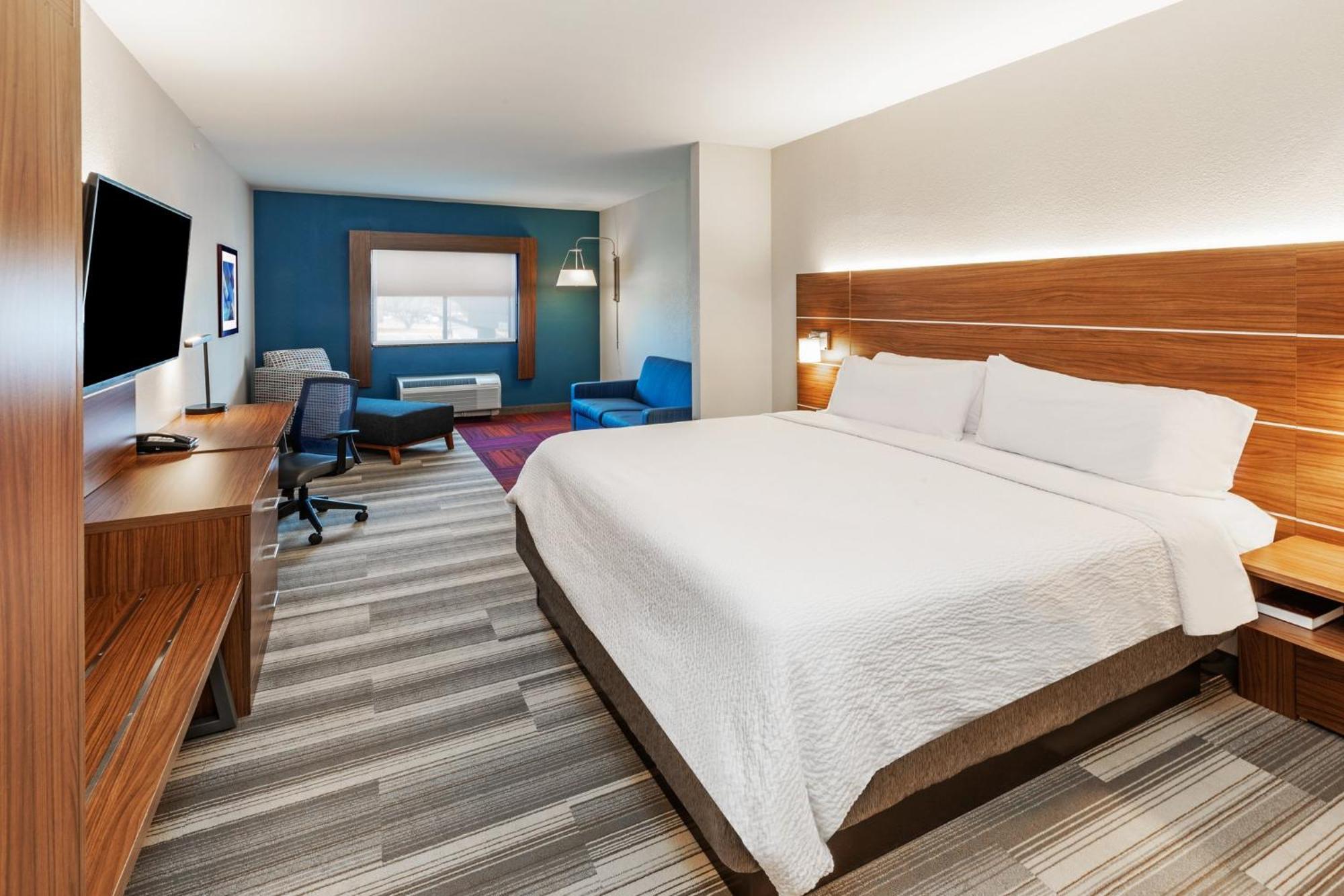 Holiday Inn Express & Suites Del Rio By Ihg Exterior foto